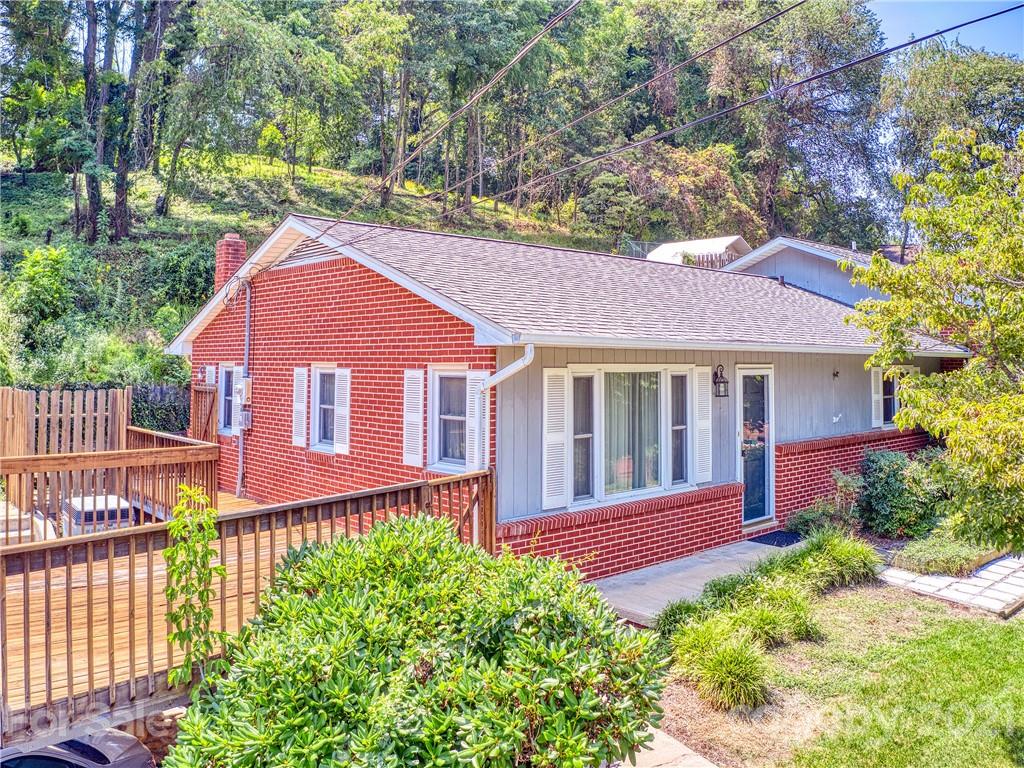 220 Meadowbrook Drive Canton NC 28716