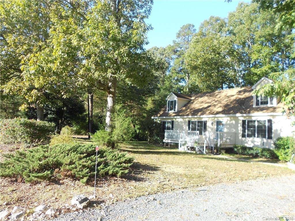 2312 Oak Grove Circle Midland NC 28107