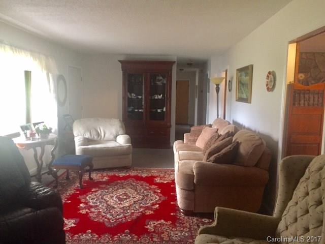 307 Hickory Lane Asheville NC 28805