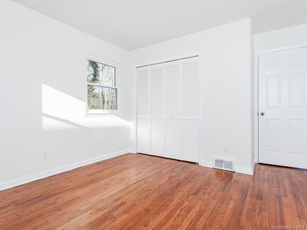 146 Dunwell Avenue Asheville NC 28806