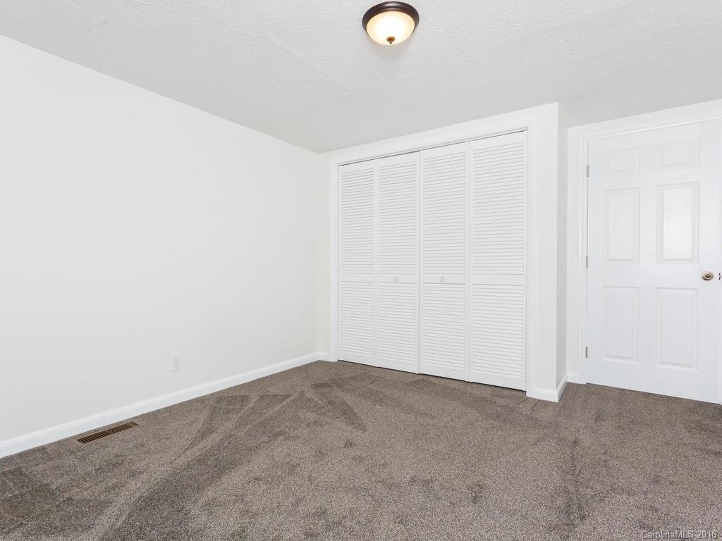 146 Dunwell Avenue Asheville NC 28806