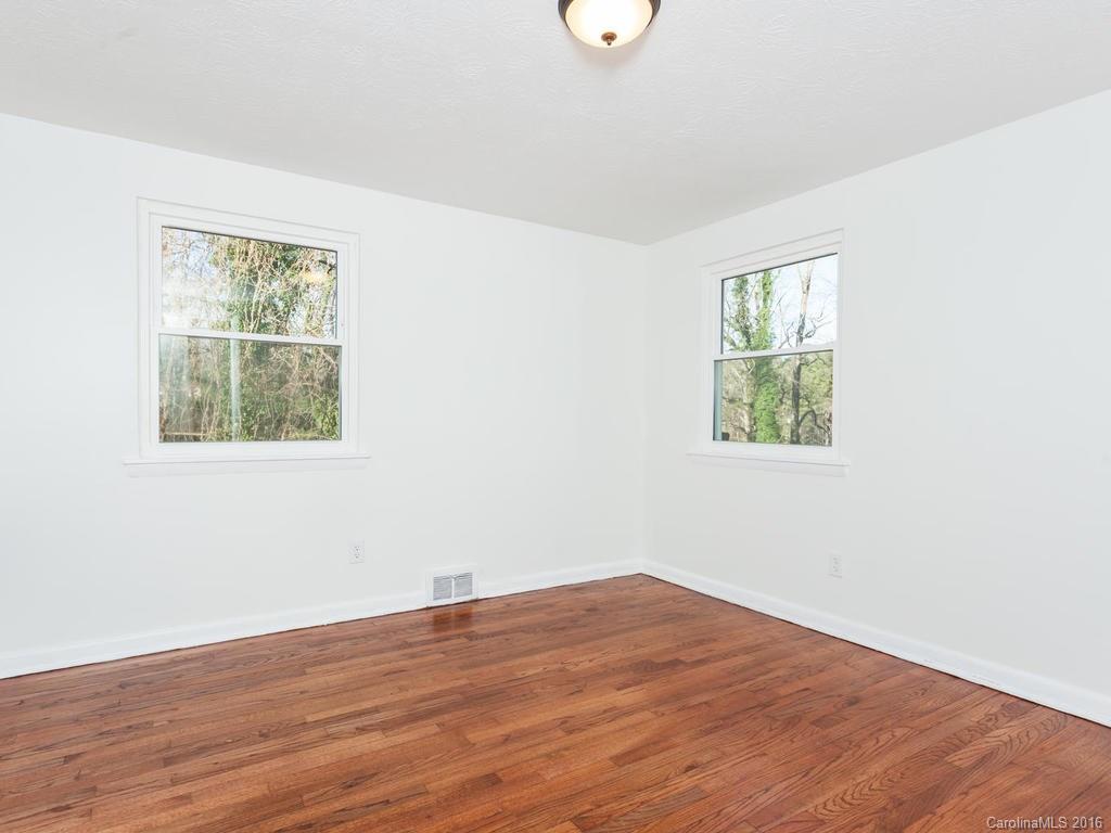 146 Dunwell Avenue Asheville NC 28806