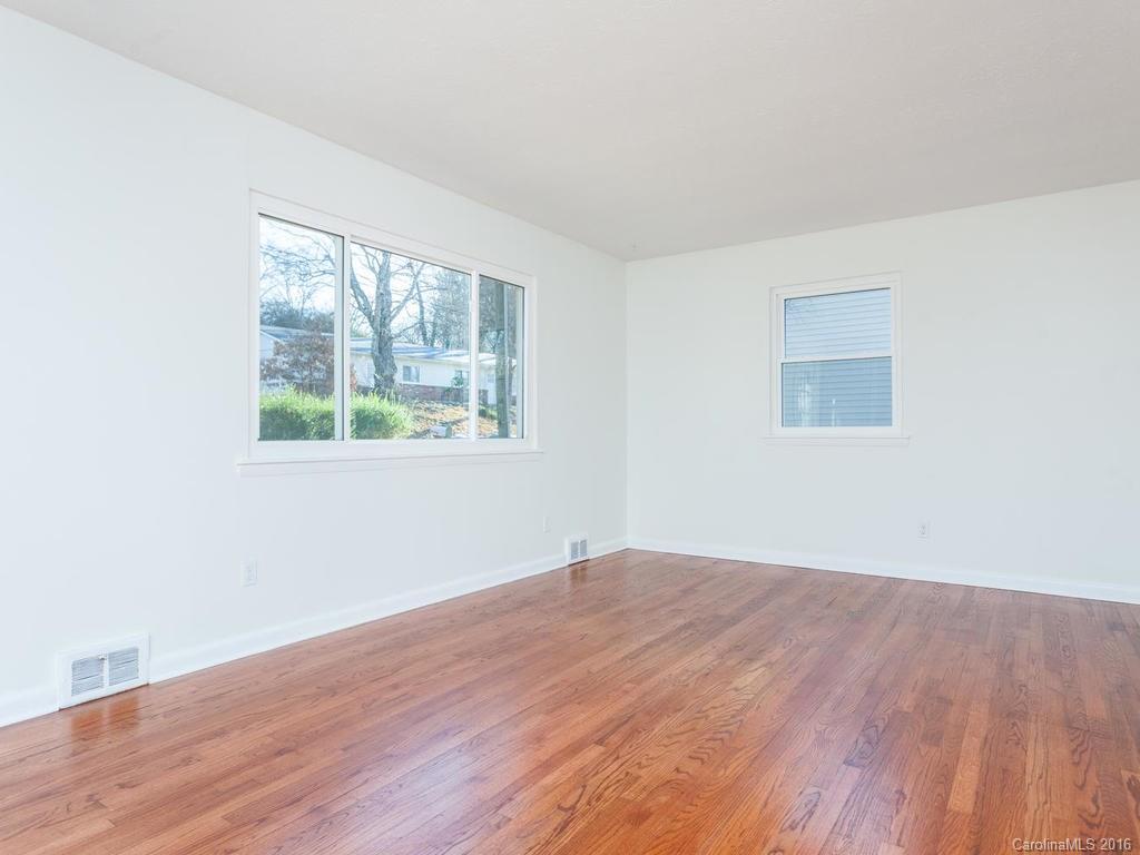 146 Dunwell Avenue Asheville NC 28806