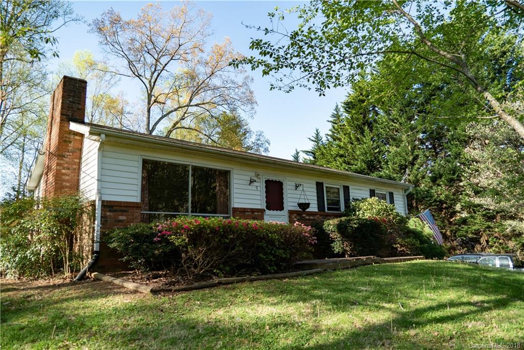 9 Liberty Circle Candler NC 28715