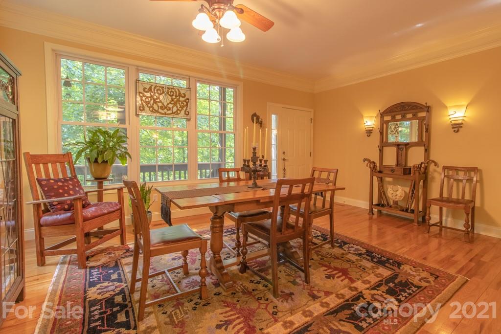 23 Utopia Road Asheville NC 28805