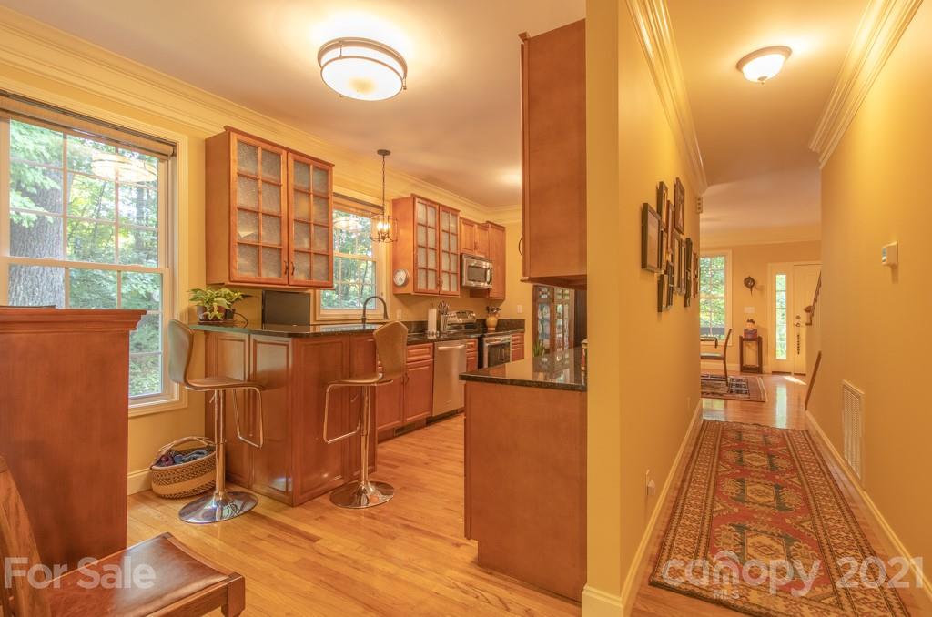 23 Utopia Road Asheville NC 28805