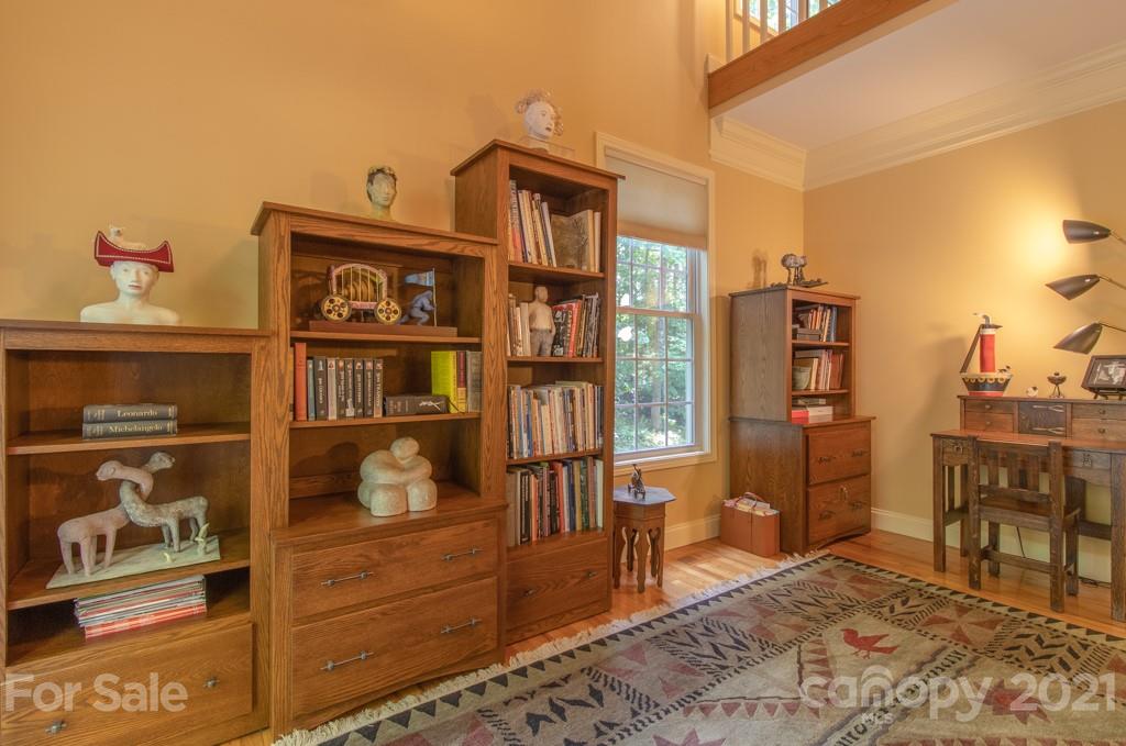 23 Utopia Road Asheville NC 28805