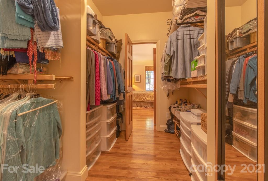 23 Utopia Road Asheville NC 28805