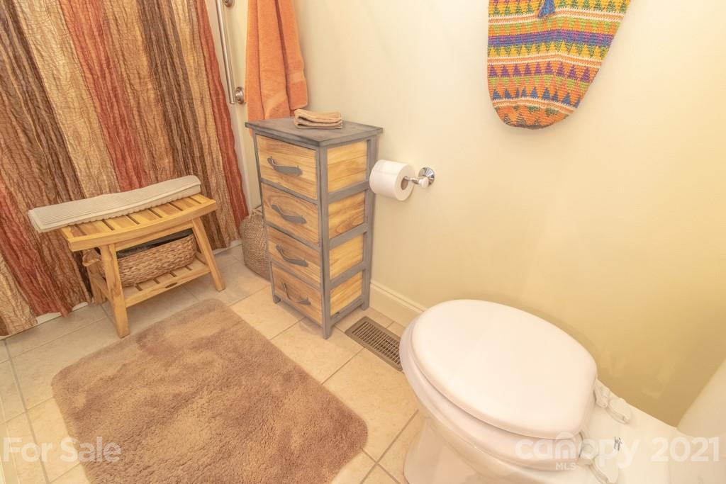 23 Utopia Road Asheville NC 28805