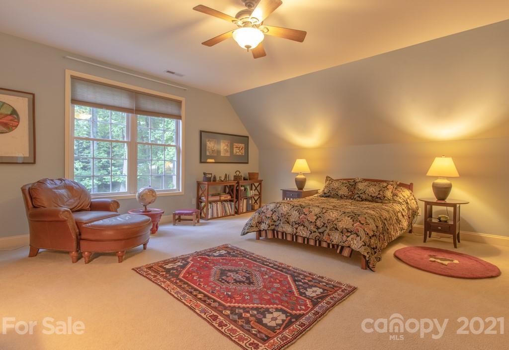 23 Utopia Road Asheville NC 28805