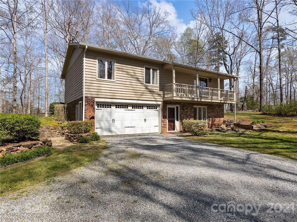 950 White Oak Lane Tryon NC 28782