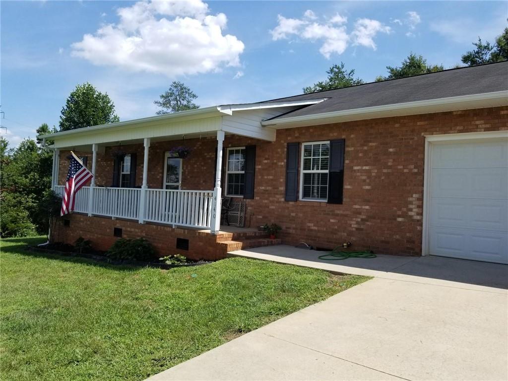 4140 River Run Circle Hickory NC 28602