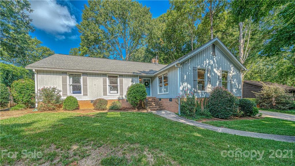 1810 Wandering Way Drive Charlotte NC 28226