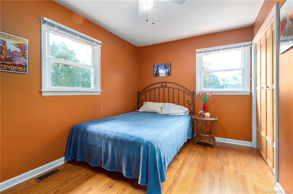 78 Baker Place Asheville NC 28806