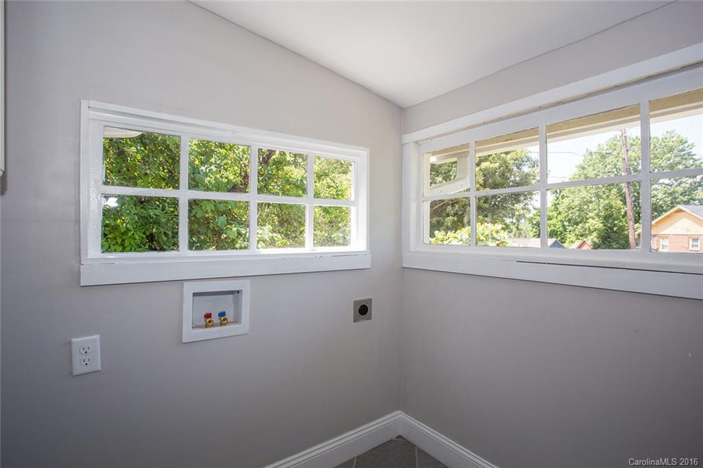 82 Pearson Drive Asheville NC 28801