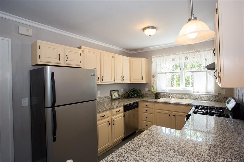 82 Pearson Drive Asheville NC 28801