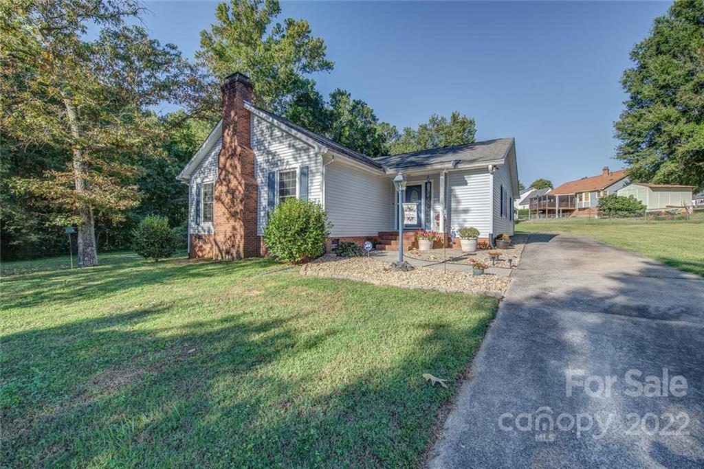 1598 Pine Creek Road Gastonia NC 28056