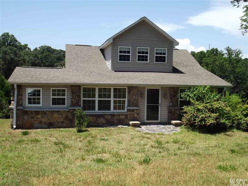 326 15th Avenue SE Hickory NC 28602