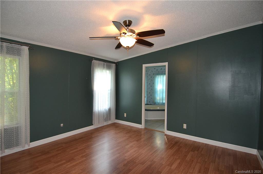 188 Hampton Ridge Drive Marion NC 28752