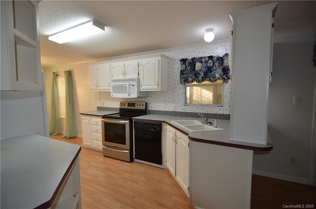 188 Hampton Ridge Drive Marion NC 28752