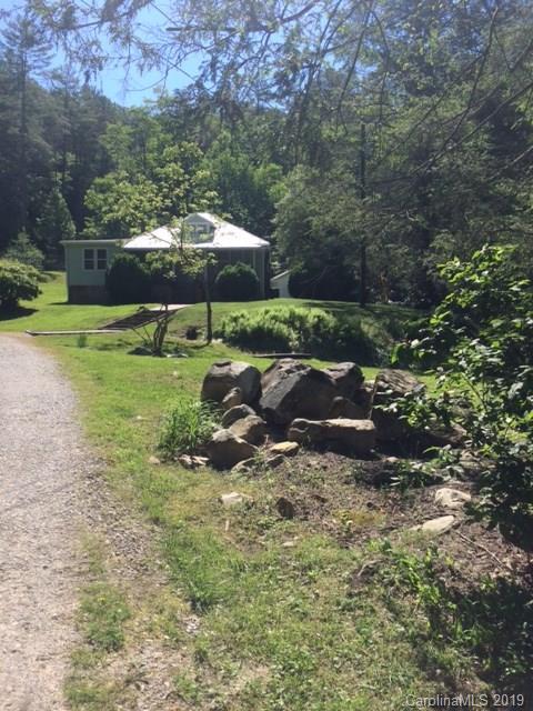 7772 Old Linville Road Marion NC 28752