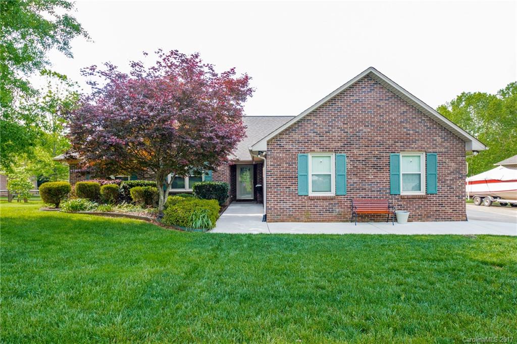 7944 King Arthurs Court Denver NC 28037