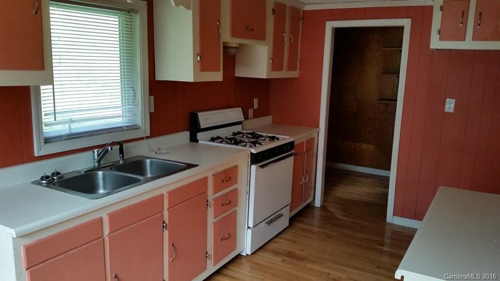 150 Hylton Hollow Road Marshall NC 28753