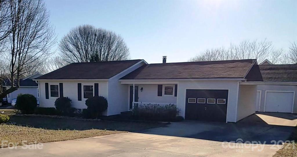3312 Farm Lake Drive Sw Concord NC 28027