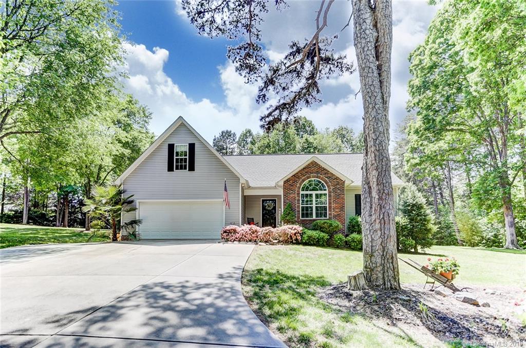 112 Crystal Circle Mooresville NC 28117