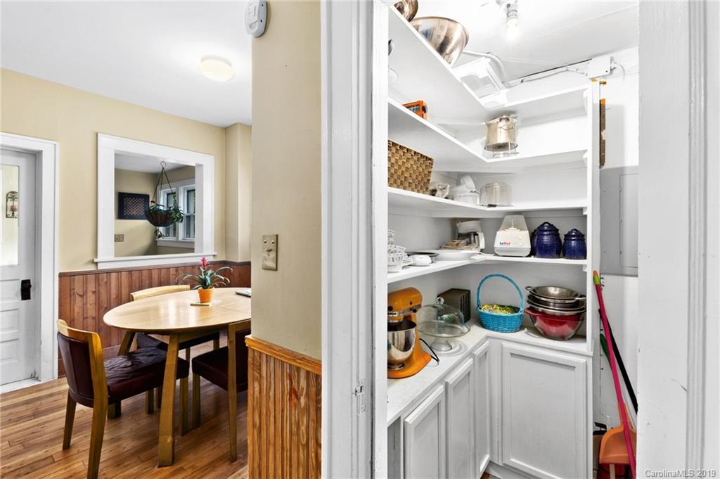 58 Crestmont Avenue Asheville NC 28806