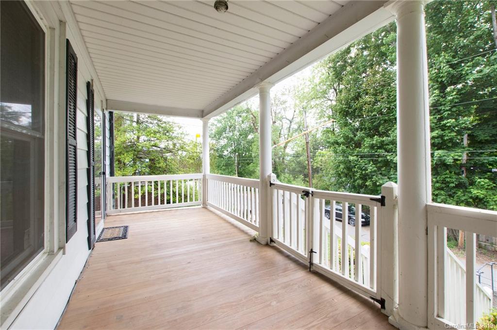 58 Crestmont Avenue Asheville NC 28806