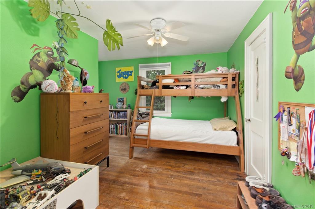58 Crestmont Avenue Asheville NC 28806