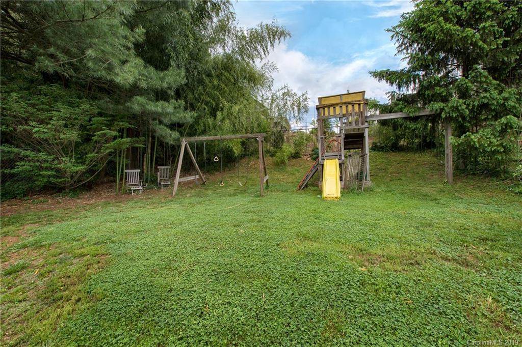 58 Crestmont Avenue Asheville NC 28806