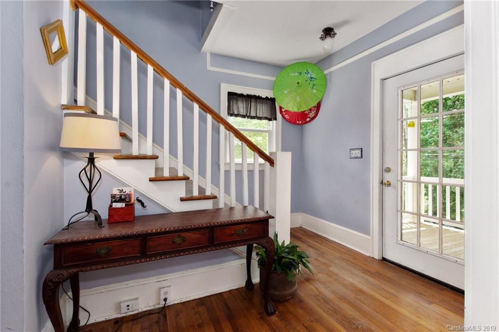 58 Crestmont Avenue Asheville NC 28806