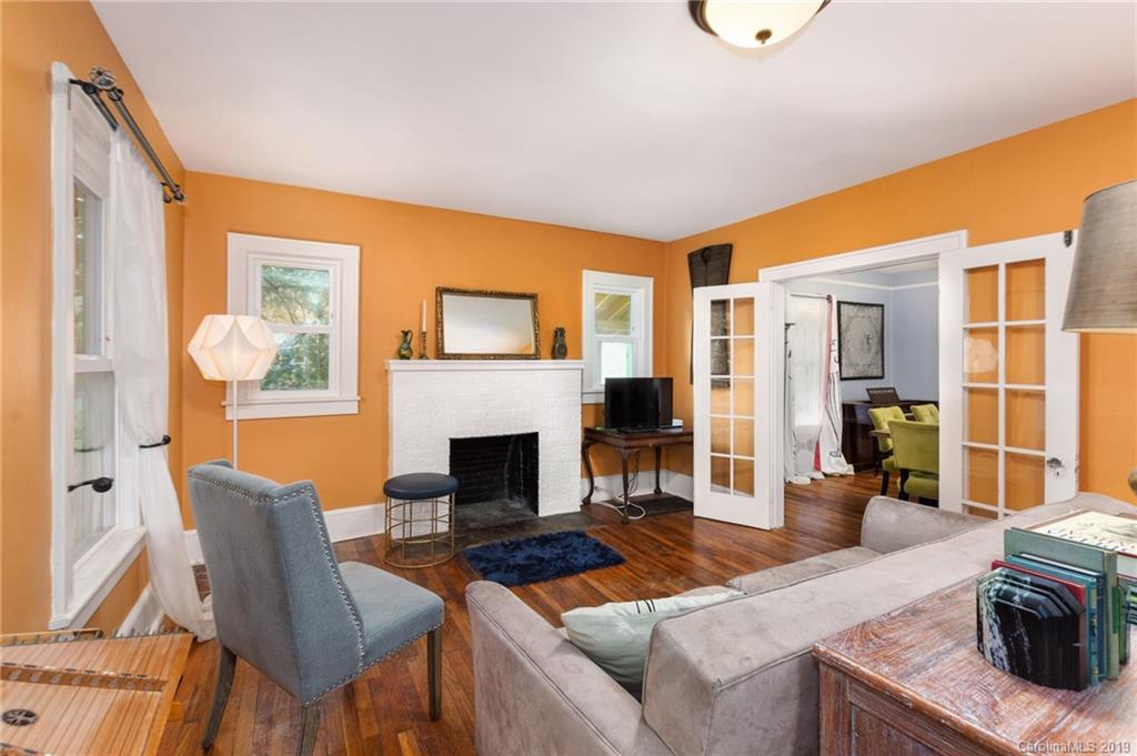 58 Crestmont Avenue Asheville NC 28806