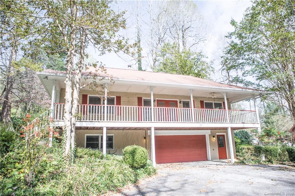 393 Spring Street Saluda NC 28773
