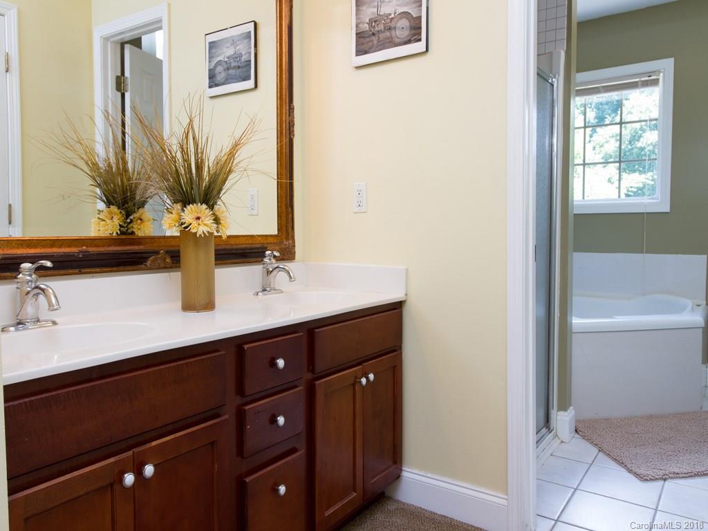29 Flat Top Mountain Road Fairview NC 28730