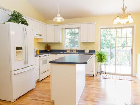 29 Flat Top Mountain Road Fairview NC 28730
