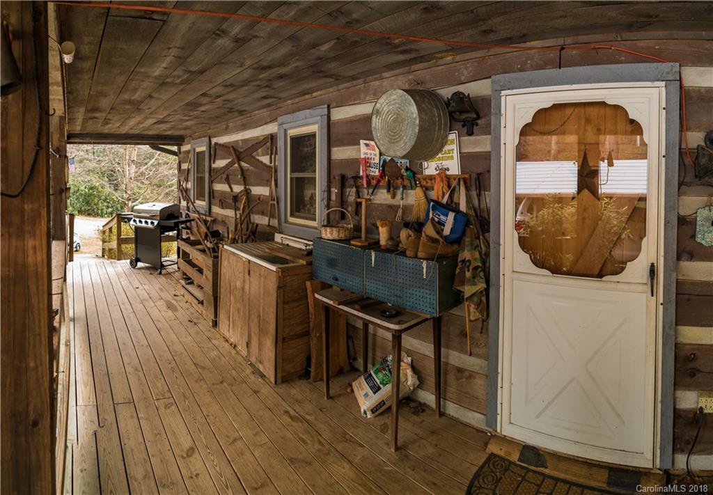 823 Clear Creek Road Burnsville NC 28714