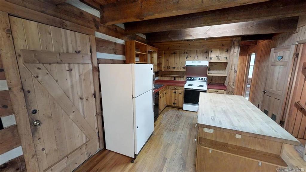 823 Clear Creek Road Burnsville NC 28714