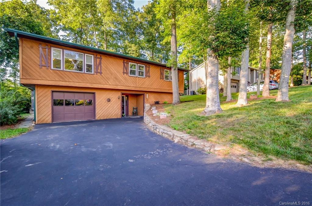29 Wildwood Avenue Weaverville NC 28787