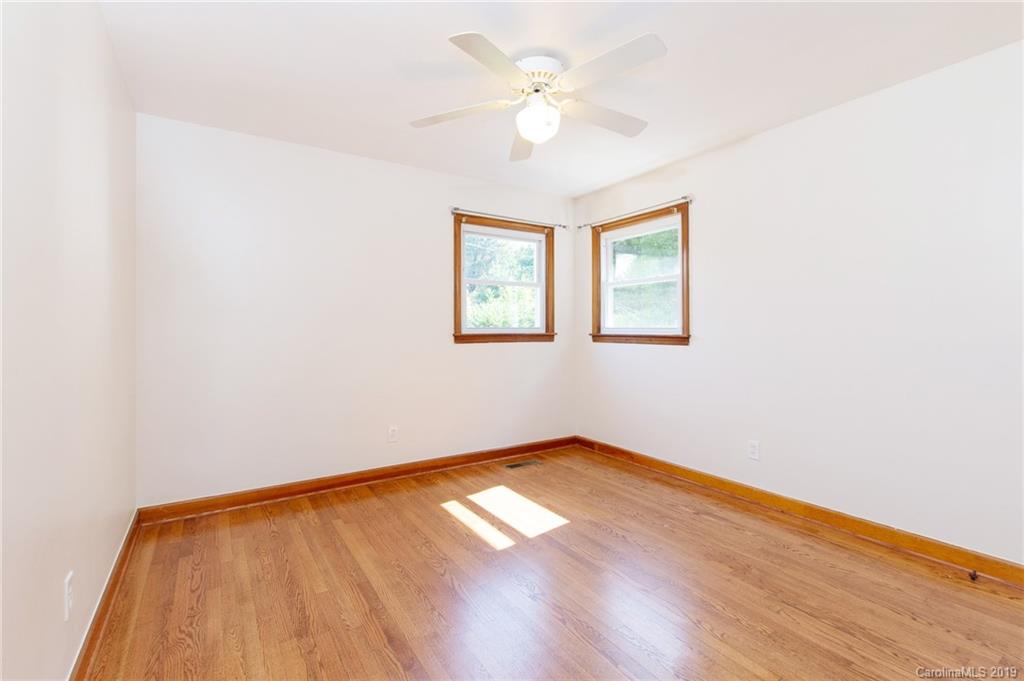 109 Vance Crescent Extension Asheville NC 28806