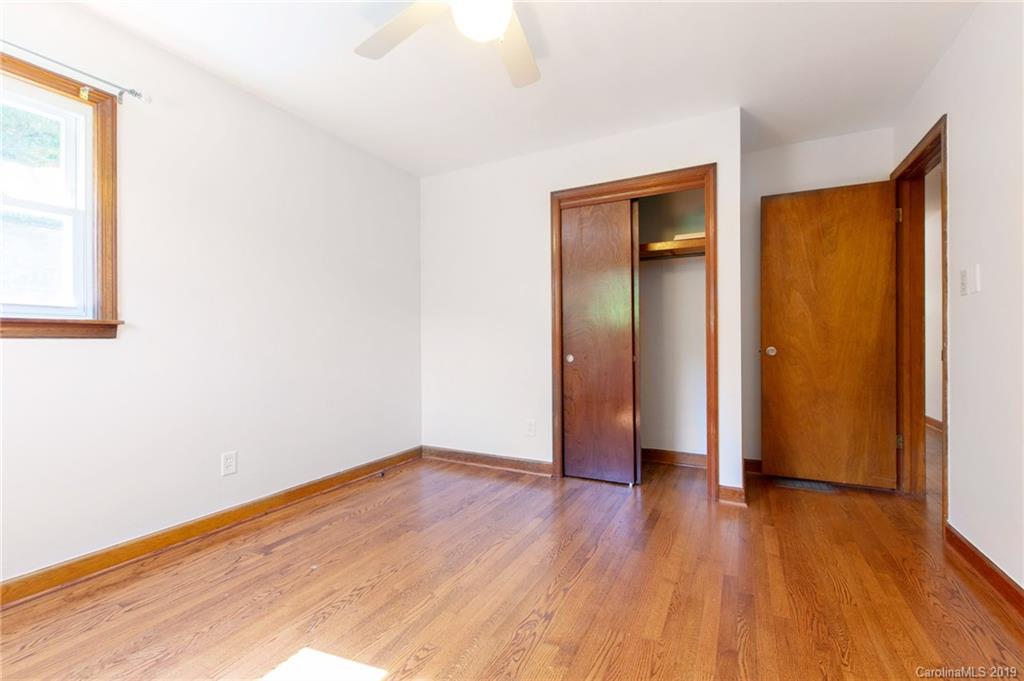 109 Vance Crescent Extension Asheville NC 28806