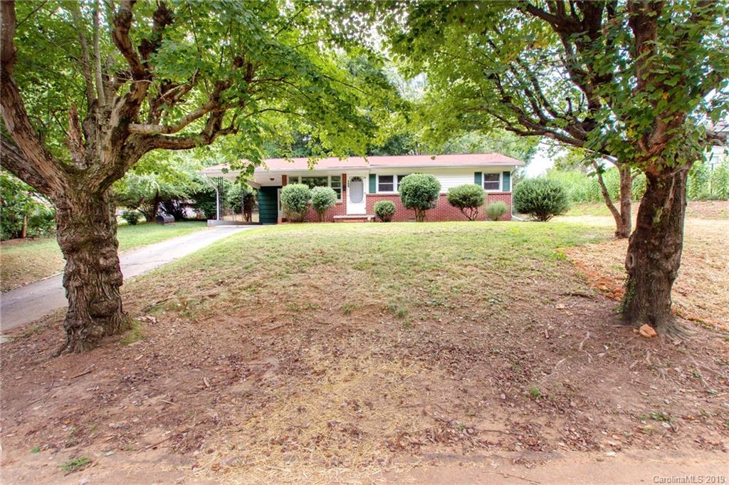 109 Vance Crescent Extension Asheville NC 28806