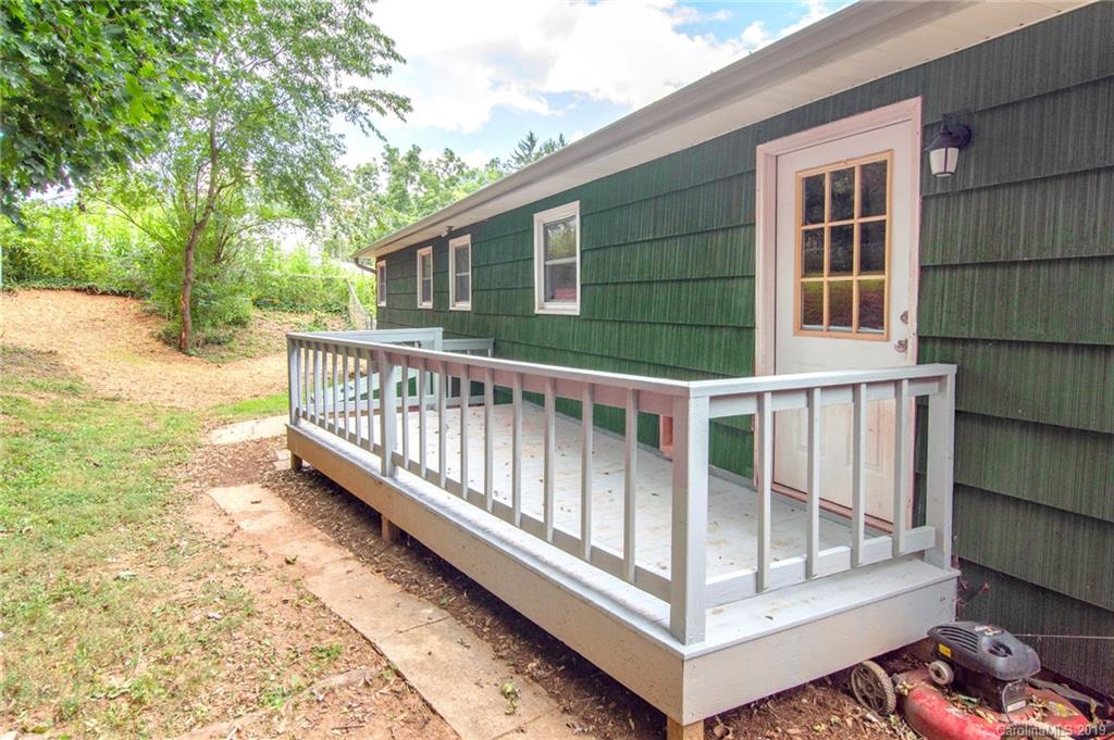 109 Vance Crescent Extension Asheville NC 28806