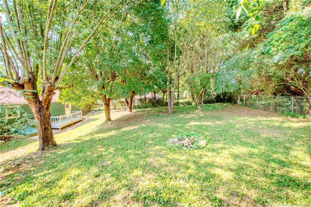 109 Vance Crescent Extension Asheville NC 28806