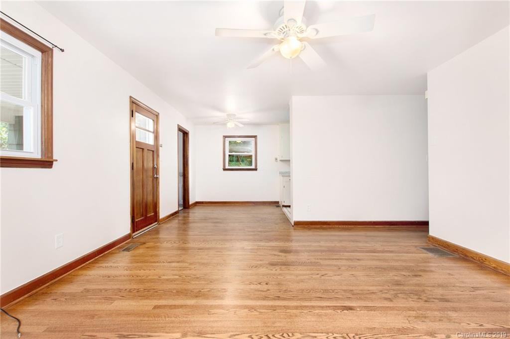 109 Vance Crescent Extension Asheville NC 28806
