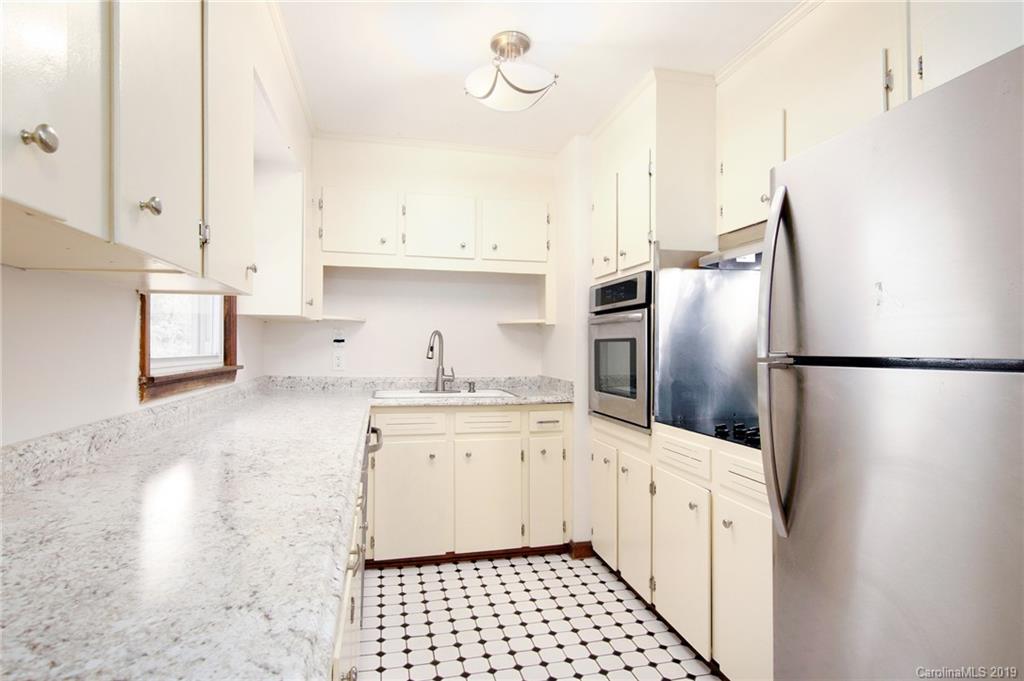 109 Vance Crescent Extension Asheville NC 28806