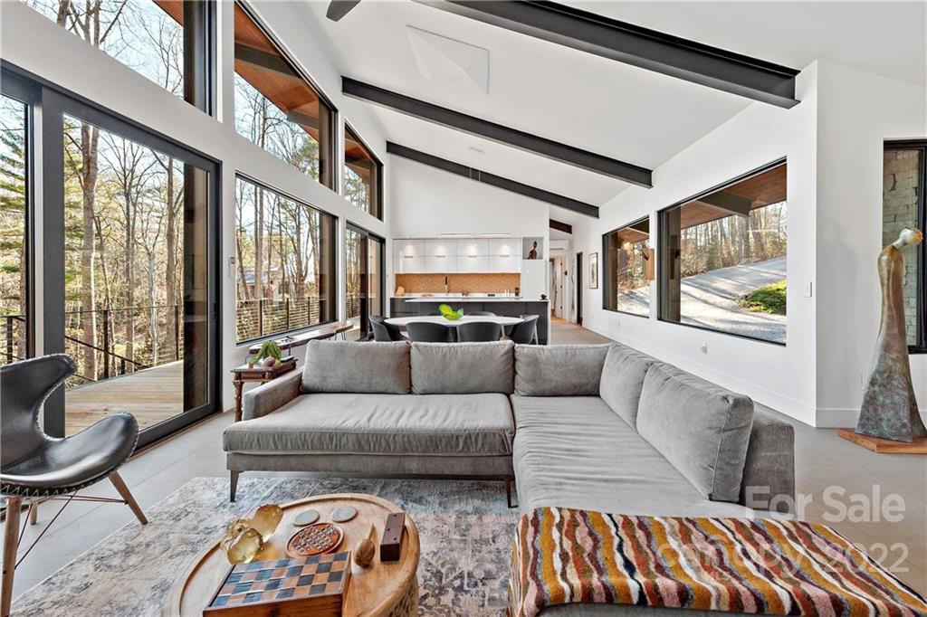 117 Wandering Oaks Way Asheville NC 28805