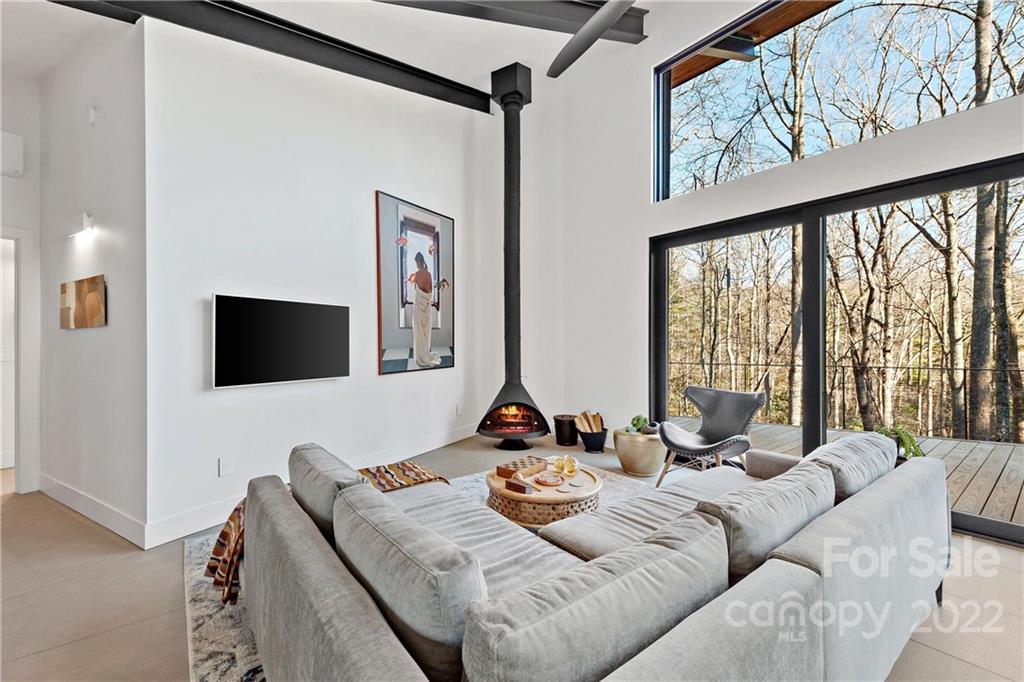 117 Wandering Oaks Way Asheville NC 28805